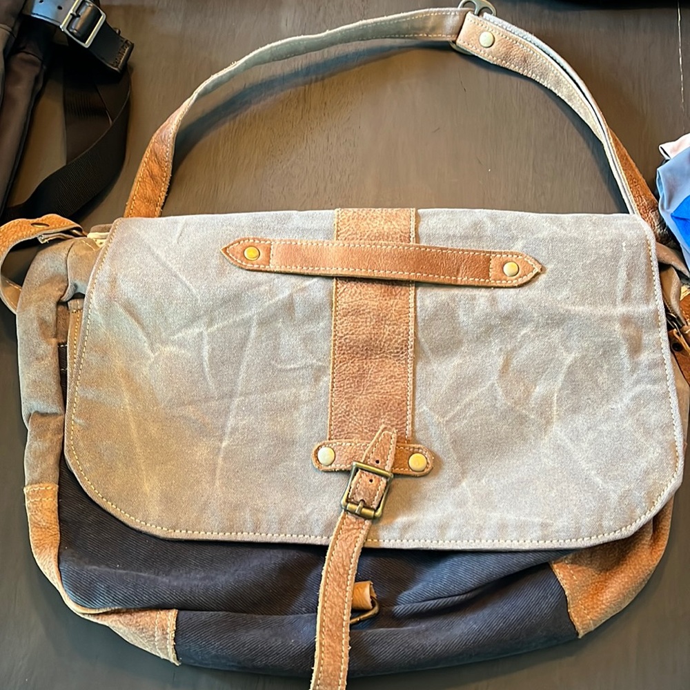 Myra Bag